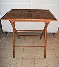 Table en bois bambou et rotin