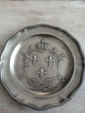 Grande assiette en étain