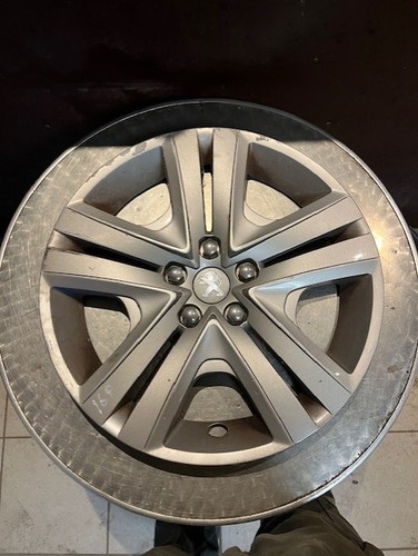 Enjoliveur peugeot 208 i - enjoliveur,