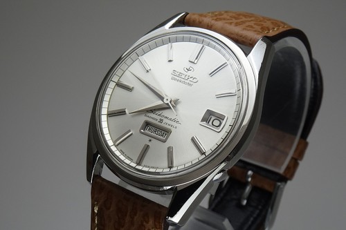 Vintage 1964 japan seiko - vintage,