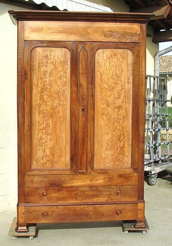 Belle grande armoire - et,
