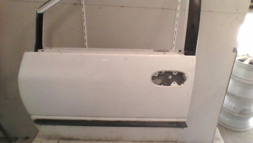 Porte avant gauche chrysler - porte,