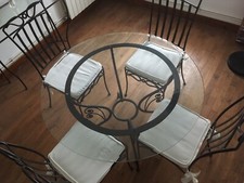 SAM table ronde, console, bibliothèque verre/fer forgé,  4 chaises et tabouret