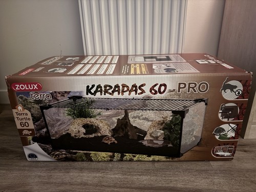 Aquarium terrarium - aquarium, ￼