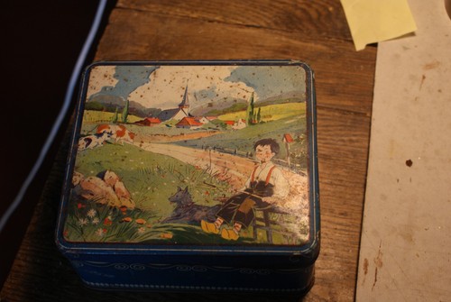 Ancienne boite fer - ancienne,