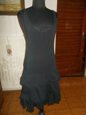 Robe noir bretelles 3 volants