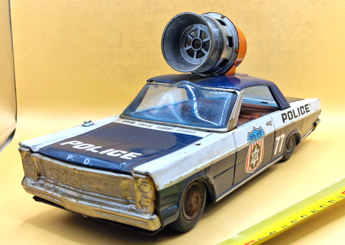 Vintage modern toys ford - modern, mt