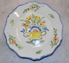 ANCIENNE ASSIETTE EN FAÏENCE