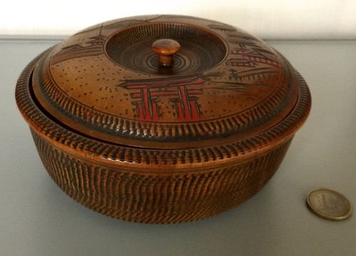 Belle boite ronde bois - boite, dur/