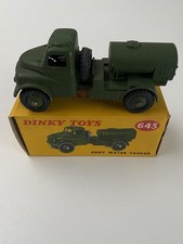 véhicule militaire 1/43 Dinky