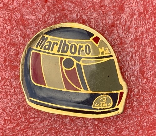 T32 pins formule casque - t32,