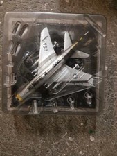 Avion de combat - Photo conforme !!!