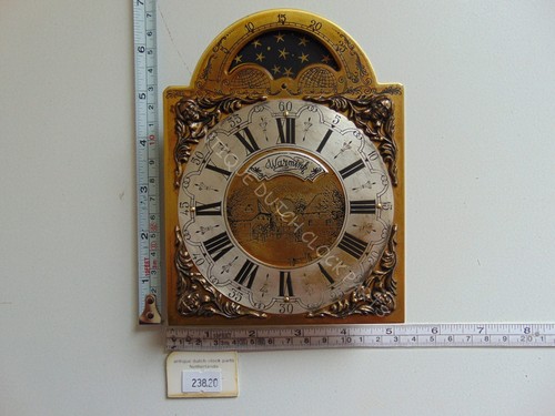 Front plate with dial and - front, moon