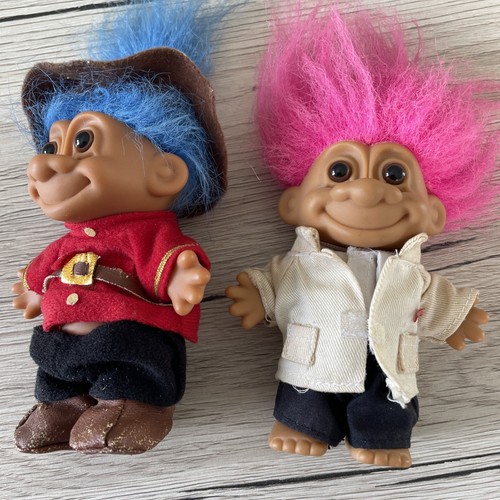 Lot deux trolls - de,