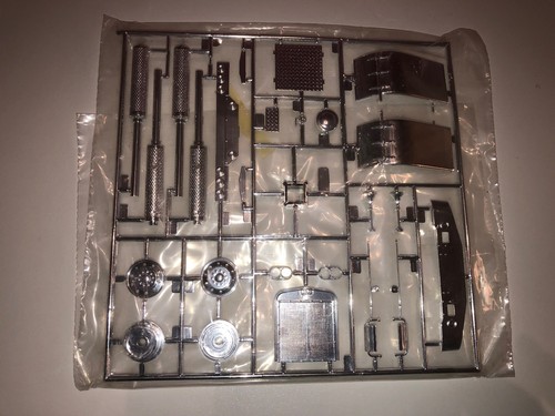 Revell pièces de - piÈces,