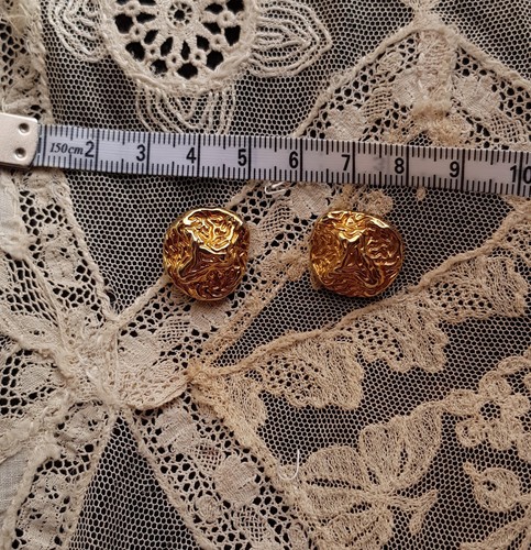 Lot boutons anciens dorés - 2,