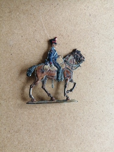 Ancien plat étain cavalier - ancien,