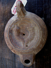 LAMPE A HUILE ROMAINE CORNES D