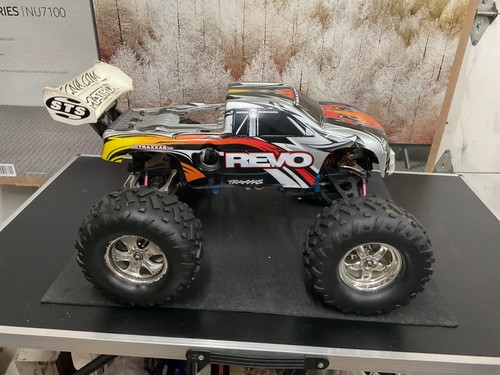 Custom traxxas revo 3 - traxxas,