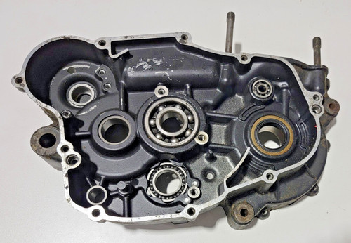 Demi carter moteur droit 1986 - moteur,