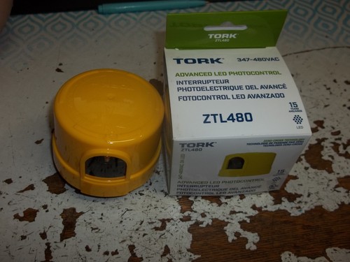 Tork 347 480vac advanced led - tork, 347-480vac