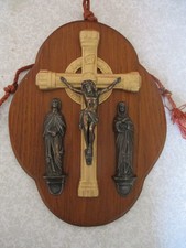 CRUCIFIX MURAL  JESUS SUR LA