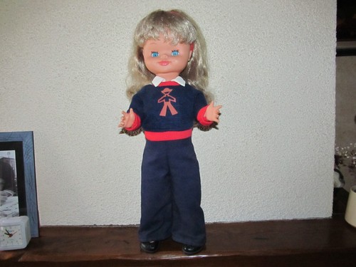 Poupee bella yeux dormeurs - ,