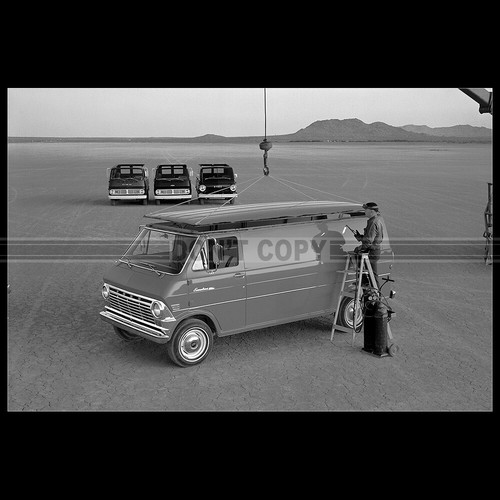 Photo 003122 ford econoline - a.003122,