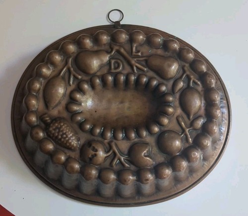 Ancien grand moule gâteaux - grand,