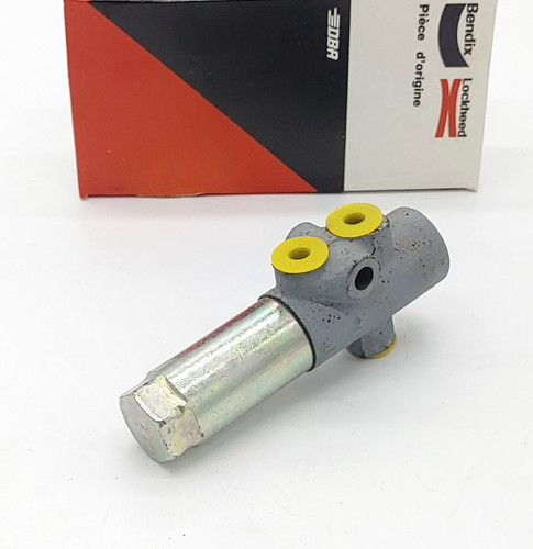 Correcteur freinage pour - correcteur, de