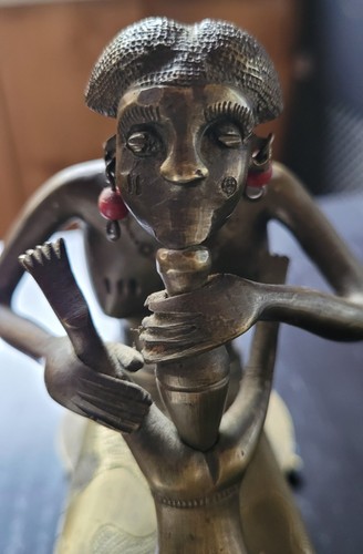 Ancienne statuette africaine - statuette,