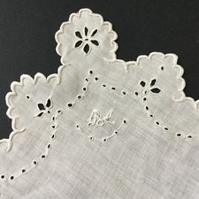 MOUCHOIR ANCIEN DE MARIAGE BAL