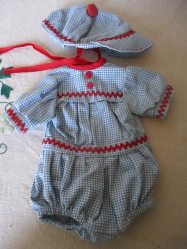 Vetement poupee ancien - poupee,