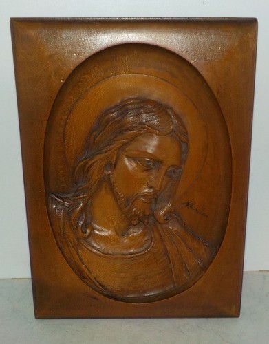 Sculpture jésus christ bas - de,