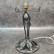 ancien pied de lampe en fer forgé ref AP196