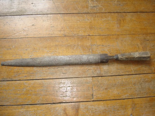 Ancienne grande râpe bois - ancienne,