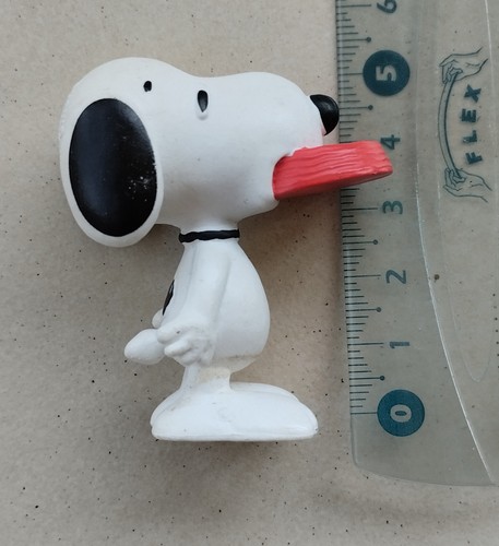 Figurine snoopy avec - figurine, sa