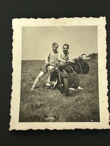 Photo moto ancienne - moto,