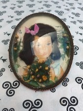 Cadre ovale verre bombé fillette  au noeud rose années 1950/1960