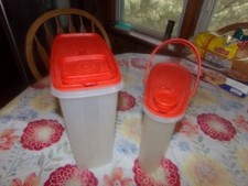 VINTAGE 2 QT PITCHER & DRY