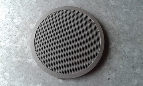Grille haut parleur - grille,