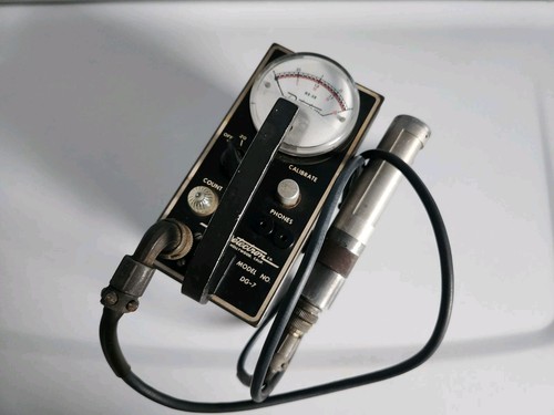 Vintage detectron model 7 - detectron, dg-7