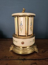 Ancien Distributeur À