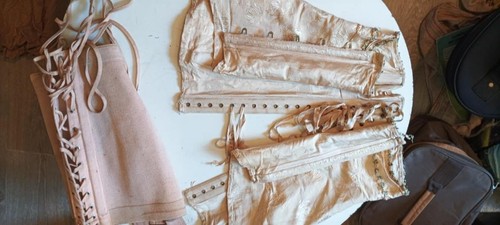 Anciens corset gaine - anciens, porte