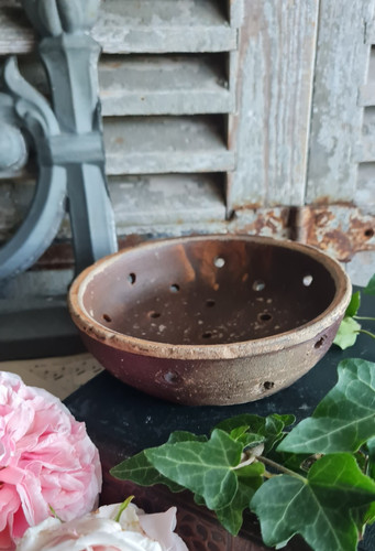 Ancienne petite faisselle - ,