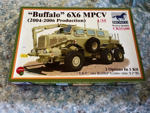 Bronco buffalo 6x6 mpcv - 1/35,