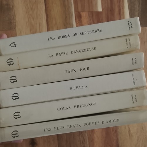 Librairie hachette lot - hachette, 6