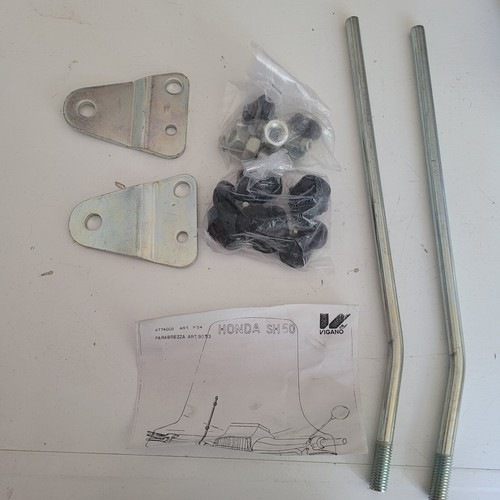 Attaches parbrise spoiler - attaches,