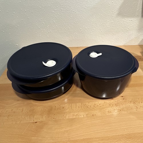 Tupperware vent serve - lot, of