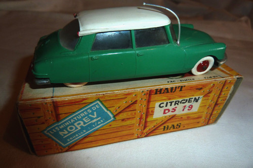 Rare ancien voiture norev - rare,